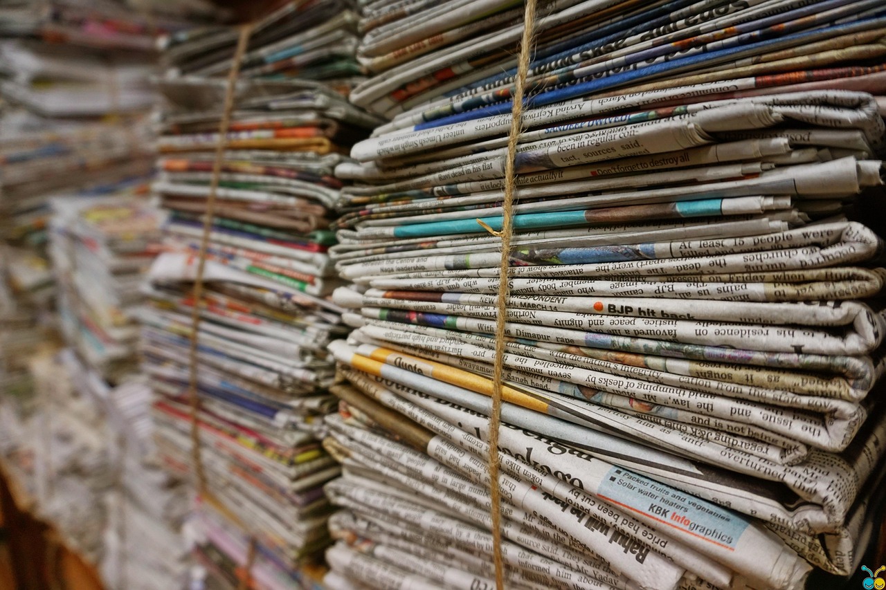 Inside building a simple archive: notes, examples and checks